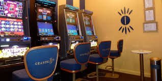 Slot Online Terpopuler dengan Tema Menarik dan Menang Besar